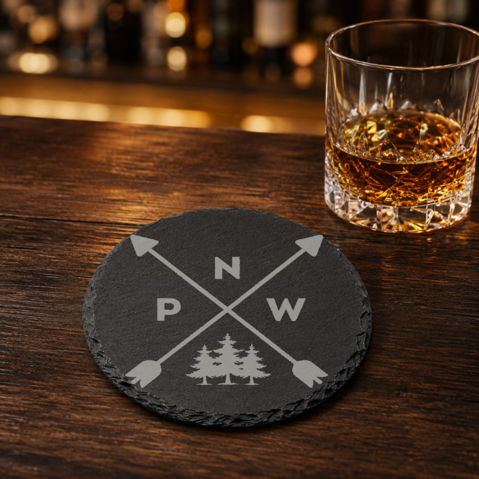 Jdjdjdmdjdjdjdjdjd — Dandelion Design Co. — SlateStudioMedia:gallery:8 — 0063-JDGN_jdjdjdmdjdjdjdjdjd_08_round_whiskey_lifestyle.png
