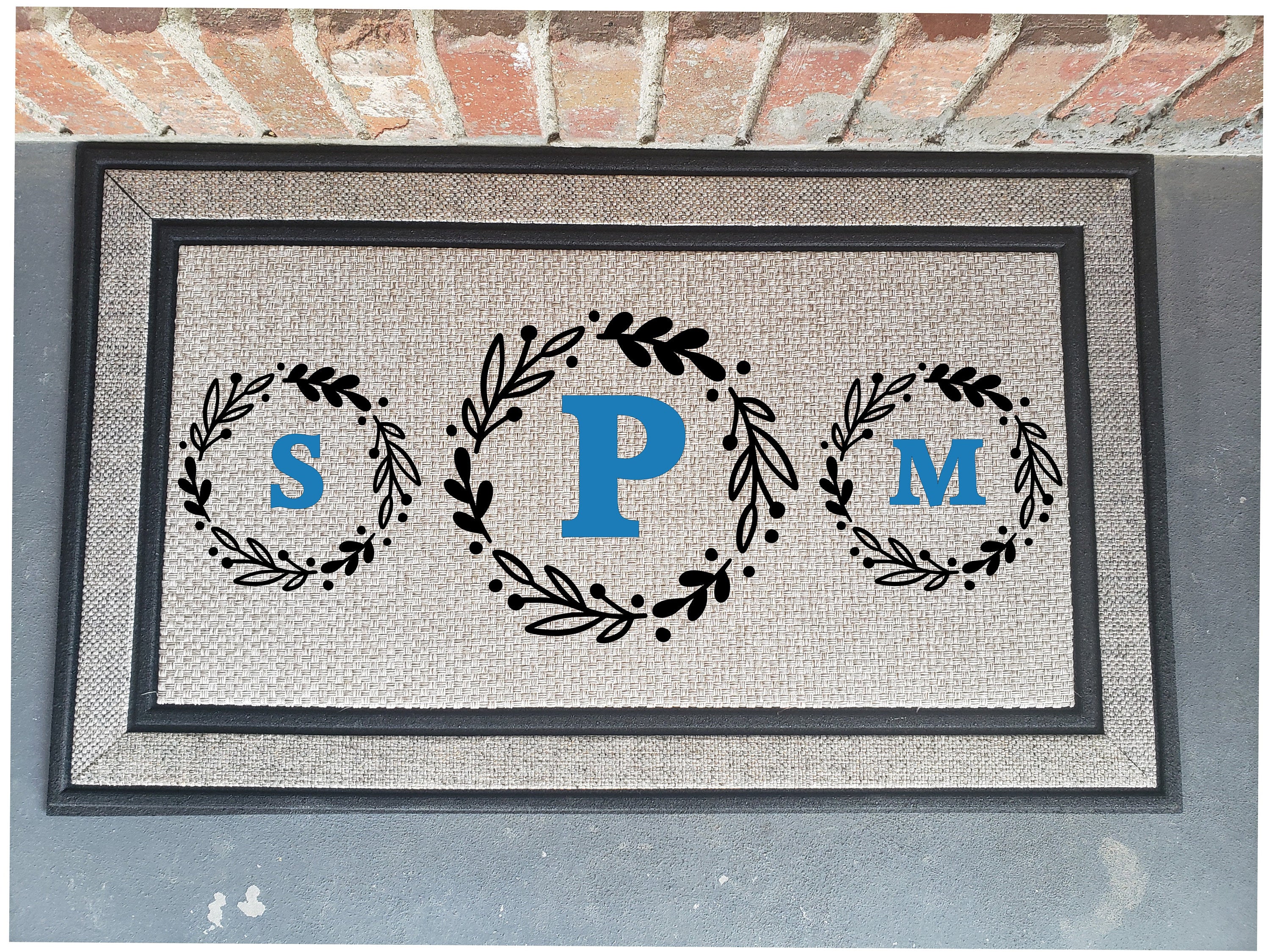 Family Crest Door Mat - Family Name Customized Door Mat-The Dandelion Design Co